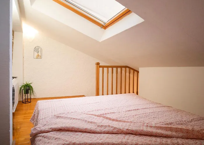 Villa Marea - Old Town Retreat *