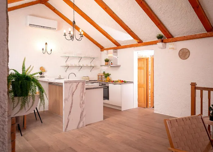 Marea - Old Town Retreat 赫瓦尔